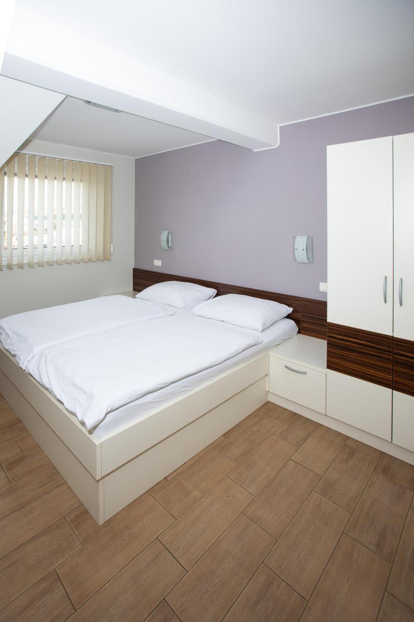 Rooms En Krajcar Cerknica Exterior photo
